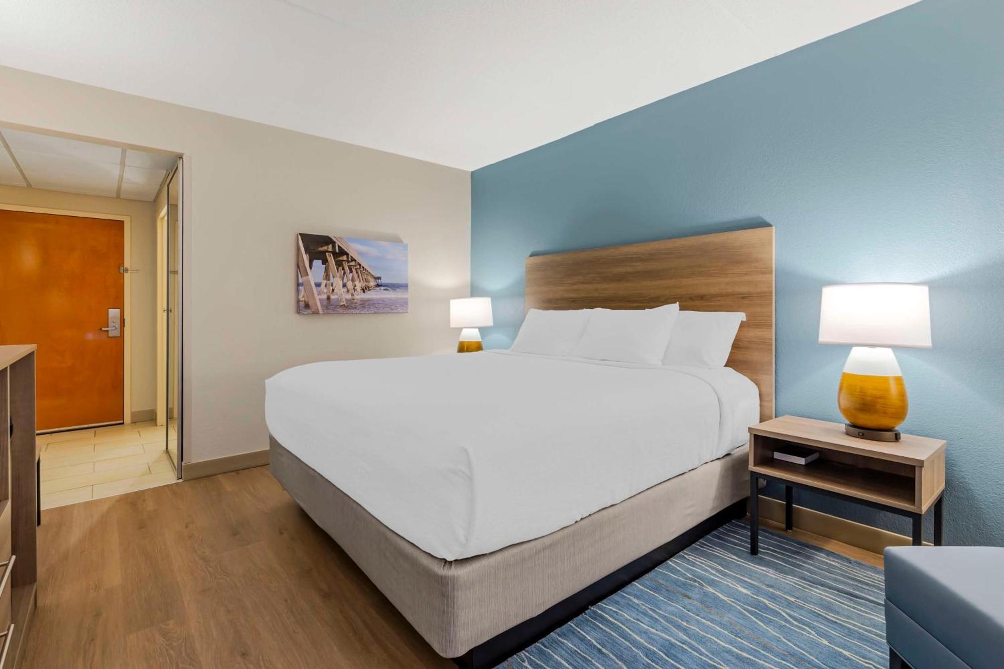 Best Western Plus Wilmington / Wrightsville Beach Exterior photo
