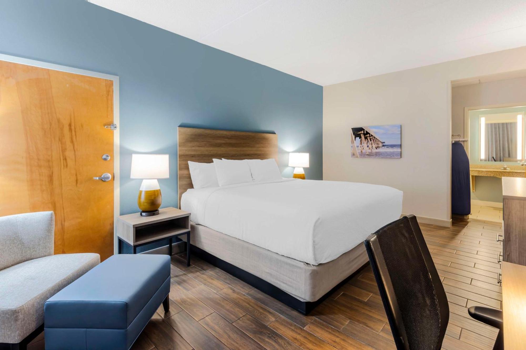 Best Western Plus Wilmington / Wrightsville Beach Exterior photo