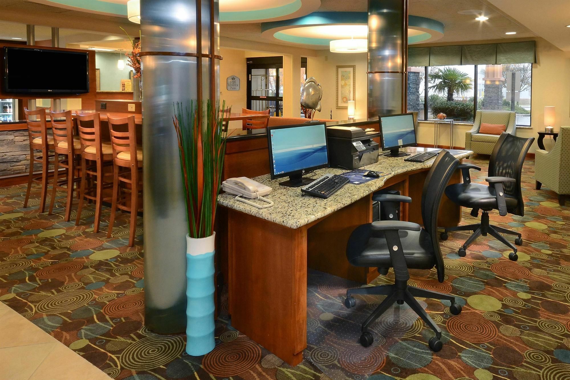 Best Western Plus Wilmington / Wrightsville Beach Exterior photo